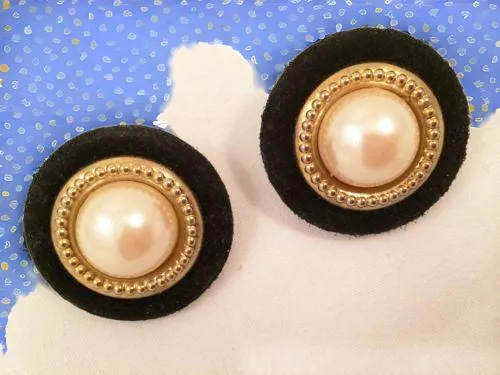 Elegant Domed Pearl & Black Suede Vintage Clip-On Earrings