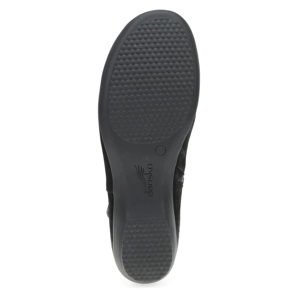 Women's Dansko Finnley Color: Black